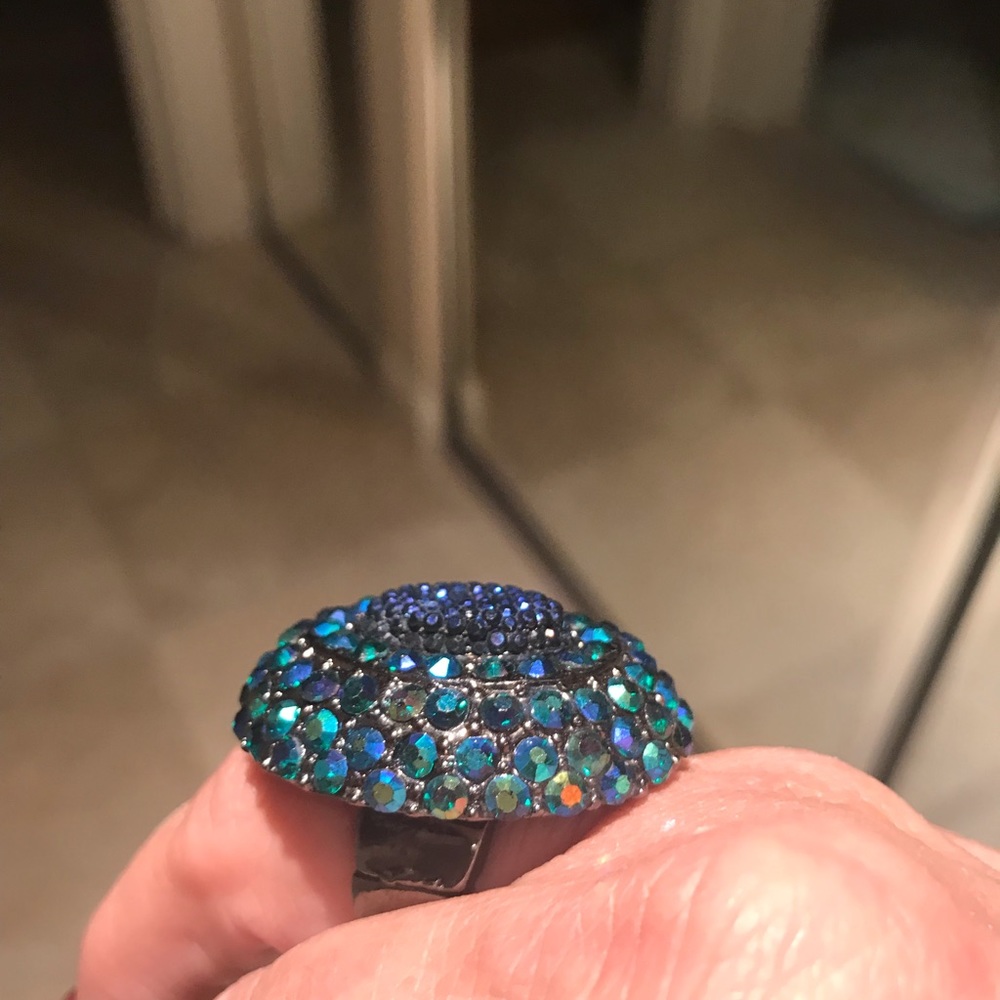 Statement Ring - Picture 3 of 5